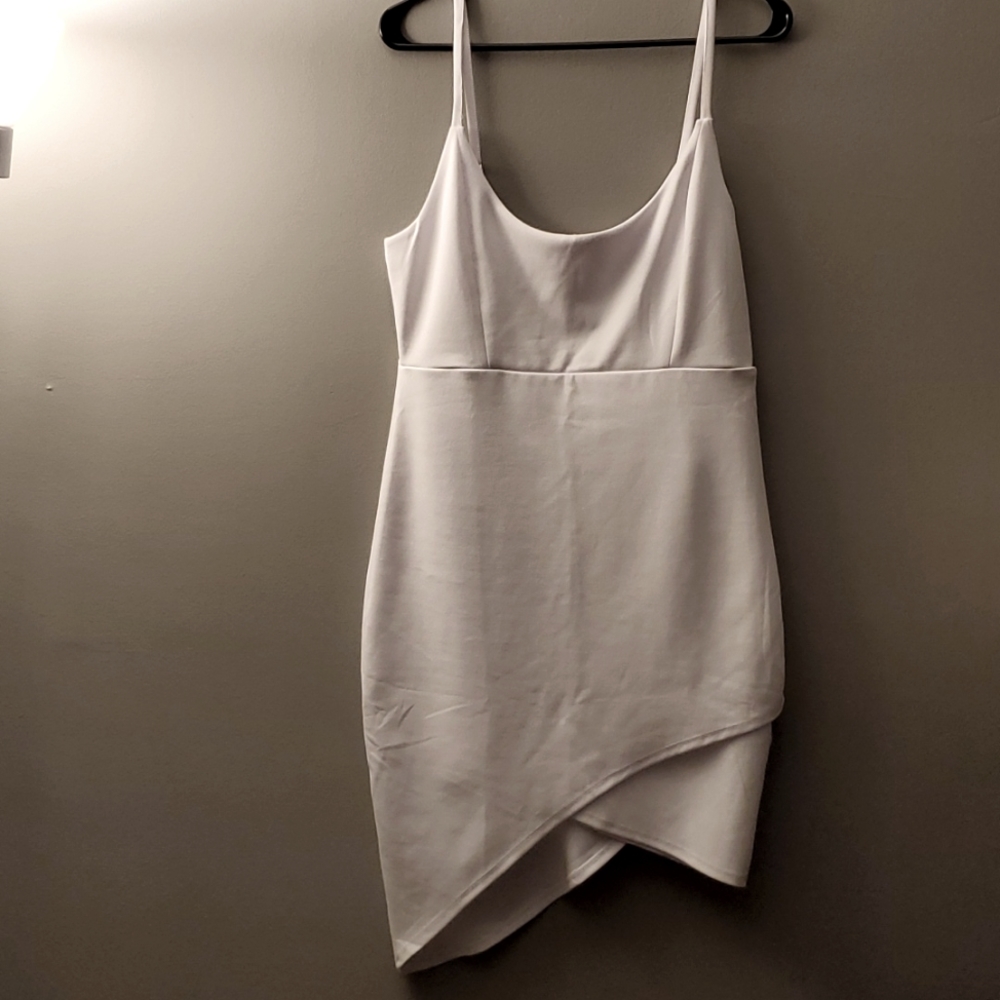 White Asymetrical Guess Large Dress